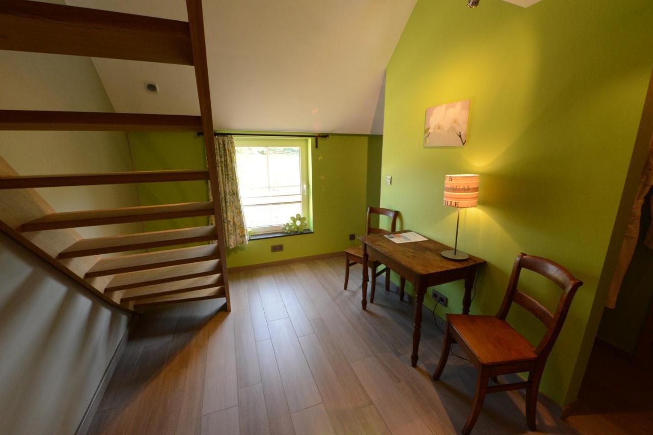Les Coteaux Du Vinave Bed & Breakfast Herve Bagian luar foto
